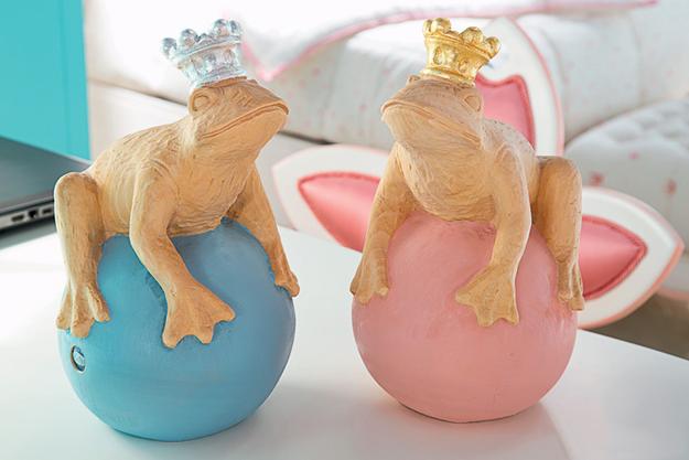 Art Deco decor accessories, sculptures and figures