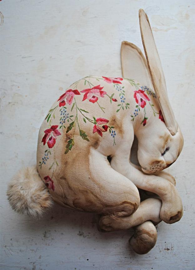 vintage fabric recycling ideas for decorating