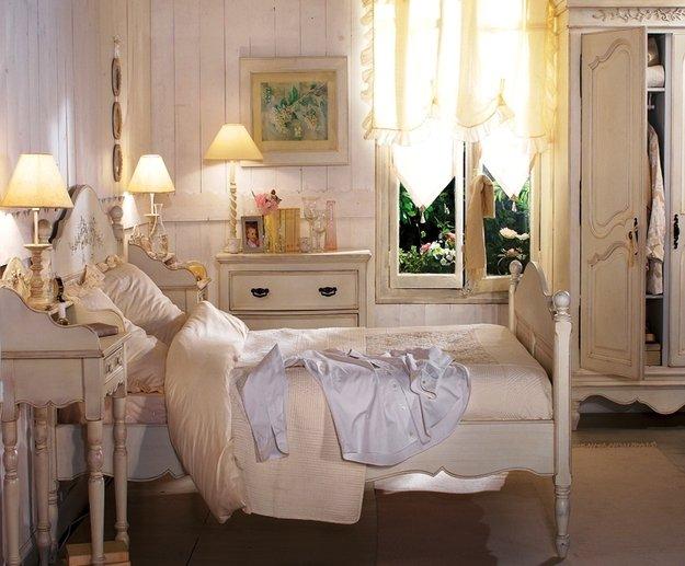 French Design Bedroom Furniture pretty french design bedroom furniture 15 bedrooms home ideas Striped And Floral Bedding In Blue And Yellow Colors Wooden Bedroom Furniture And Floral Wallpaper French Style Bedroom Decor French Design Bedroom Furniture bonaparte french bed Striped And Floral Bedding In Blue And Yellow Colors Wooden Bedroom Furniture And Floral Wallpaper French Style Bedroom Decor