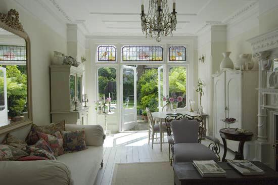 modern interior, home decor ideas in a Provencal style