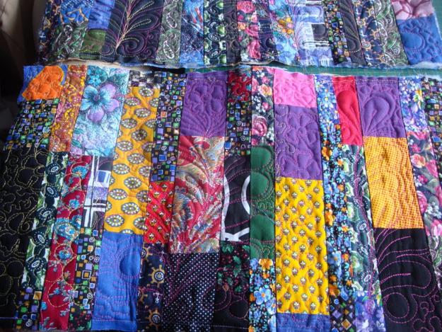 decorative accessories made with strips of quilt fabrics