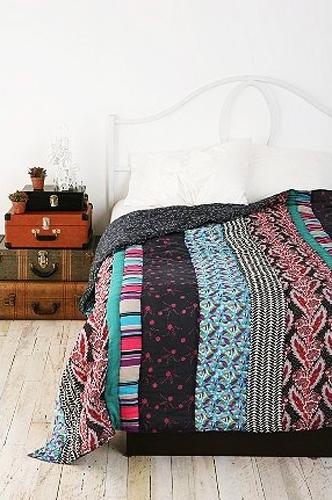 decorative accessories made with strips of quilt fabrics