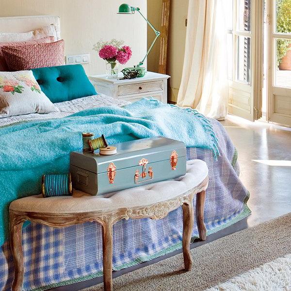  modern bedroom decor and pink blue colors 