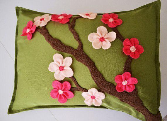 decorating ideas for pillows and cushions