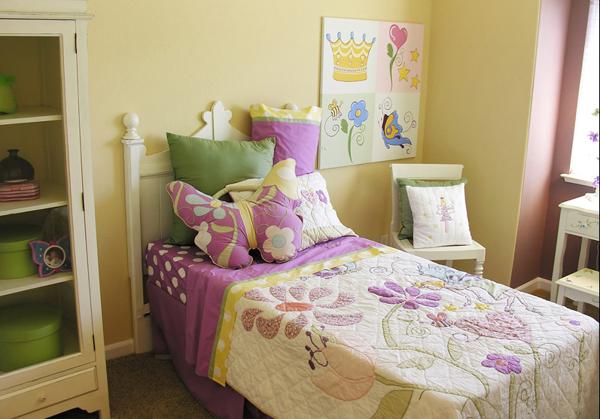 decorating ideas for pillows and cushions