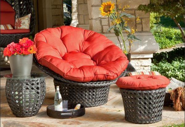 outdoor home decoration with papasan chairs