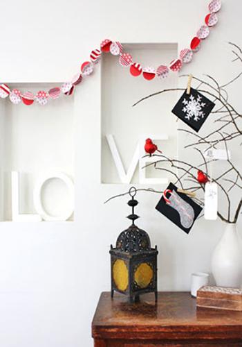  space decorate with accents and colors 