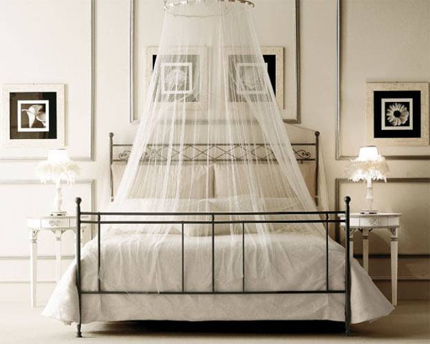 bedroom furniture, canopy beds