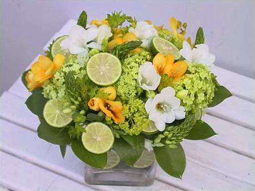 floral table decorations and heart ideas with citrus