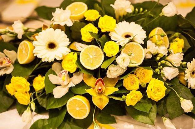  floral table decorations and heart ideas with citrus 