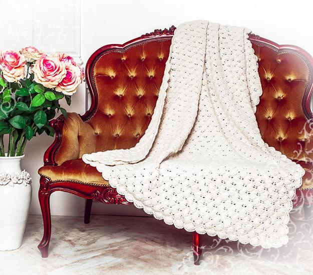Knitting and crochet patterns, decorative pillows and throws for the home decoration