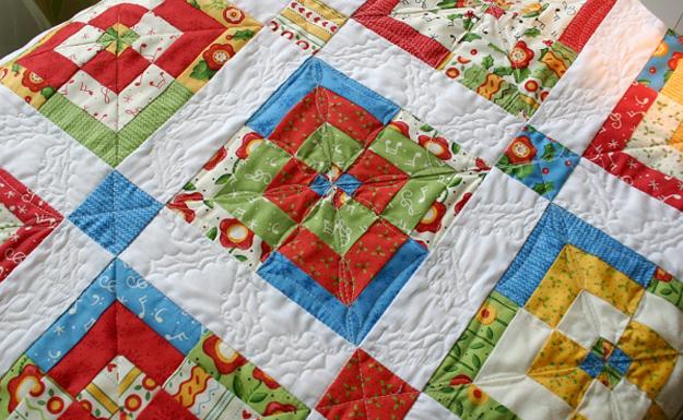  Knitting and crochet patterns, decorative pillows and throws for the home decoration 