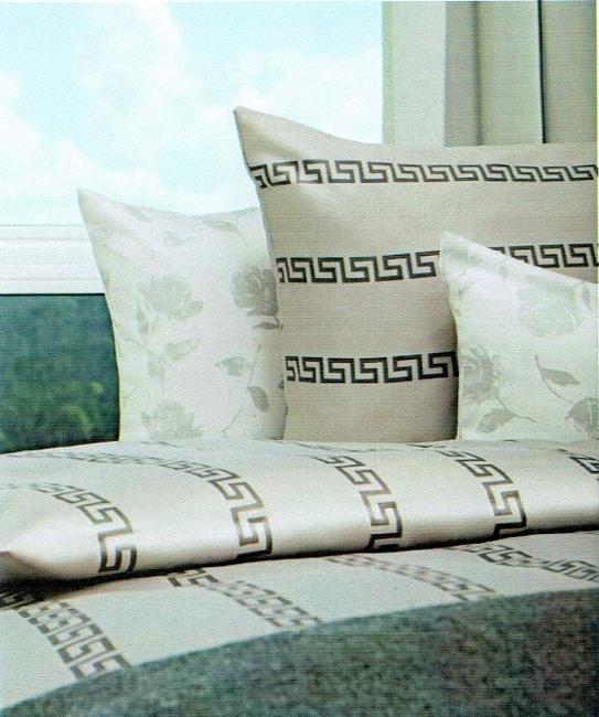 Meander-printed fabrics and decoration pattern for living spaces