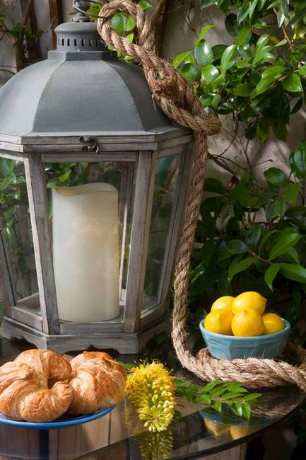 table decorations and centerpieces with lemon, yellow and green color combination