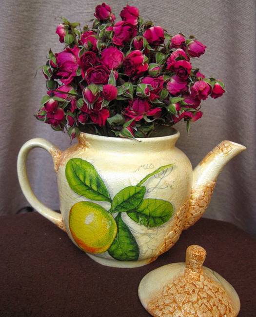 table decorations and centerpieces with lemon, yellow and green color combination