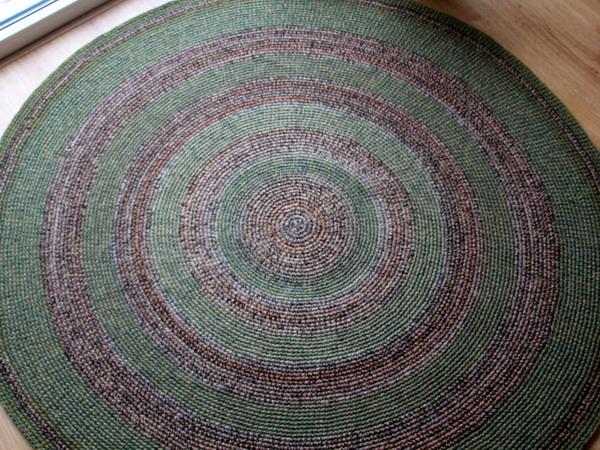 modern interior design with striped rugs and carpets