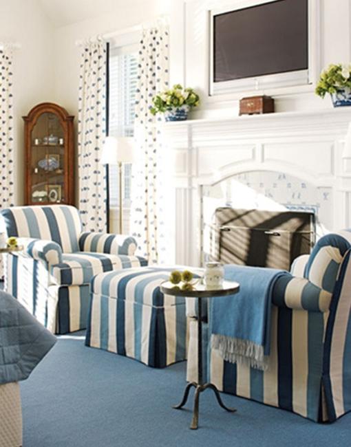 space decorate with vertical stripes