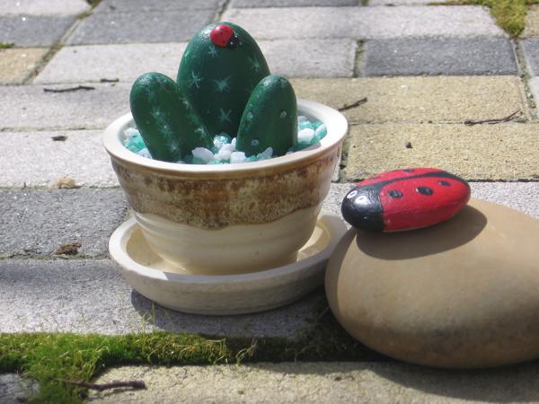 cacti and handmade home decorations inspired by cactus