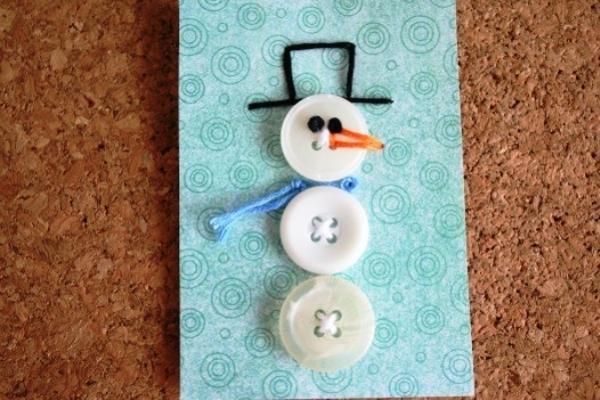 home decorating with buttons and decorative stitches