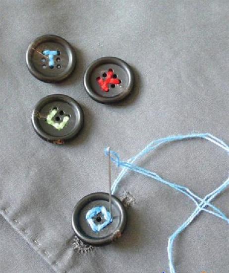 home decorating with buttons and decorative stitches