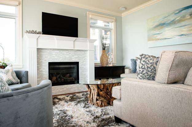 Sheep inspired contemporary decor ideas, wood furniture and handmade decorative accessories