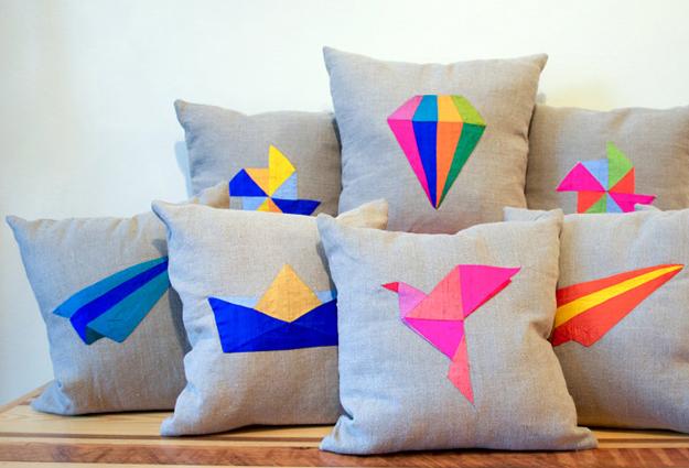 Photos Bird, cushion applications