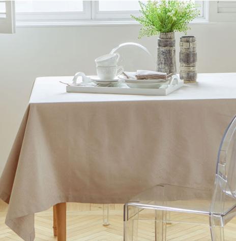 ceramic vase and tableclo in light gray