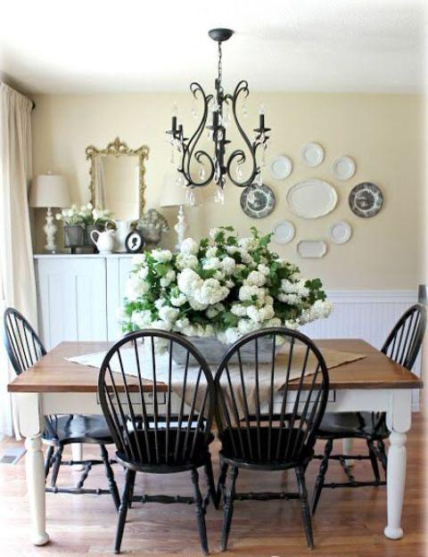 Dining decoration in vintage style
