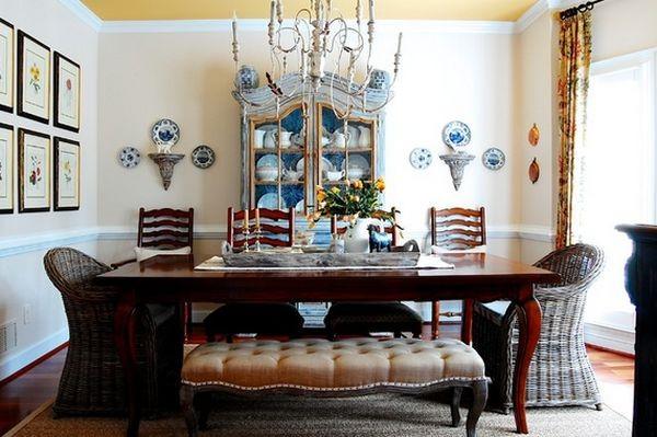 Dining decoration in vintage style