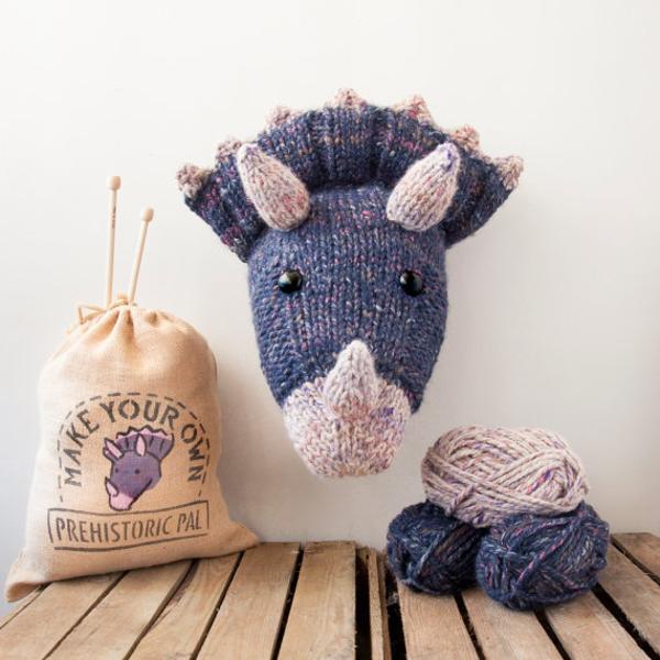  craft ideas to decorations, knitted animals for wall decor 
