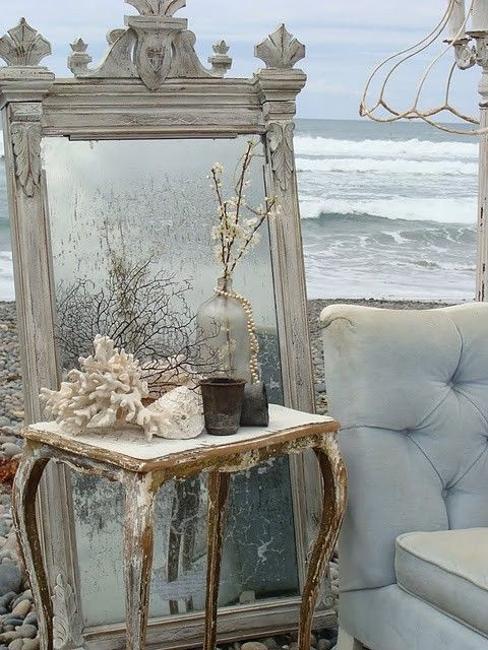  shabby chic interiors in white, gray and brown tones 