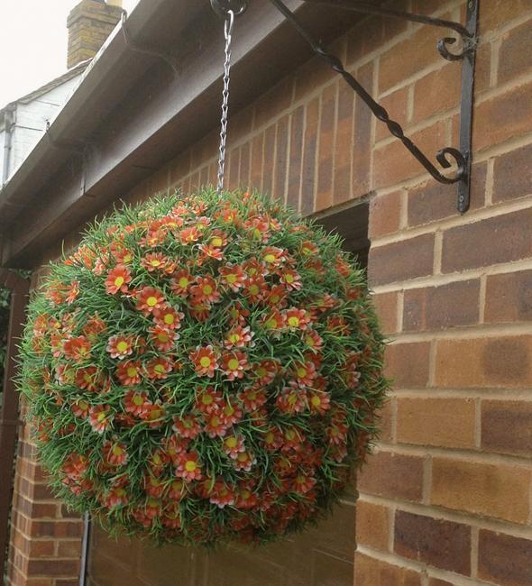 Garden decorations and outdoor home decoration with topiary designs