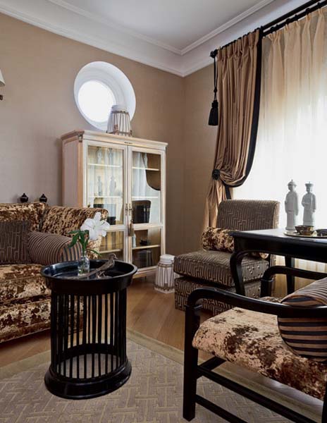 Traditional Home Decor Style for Large Apartment ...